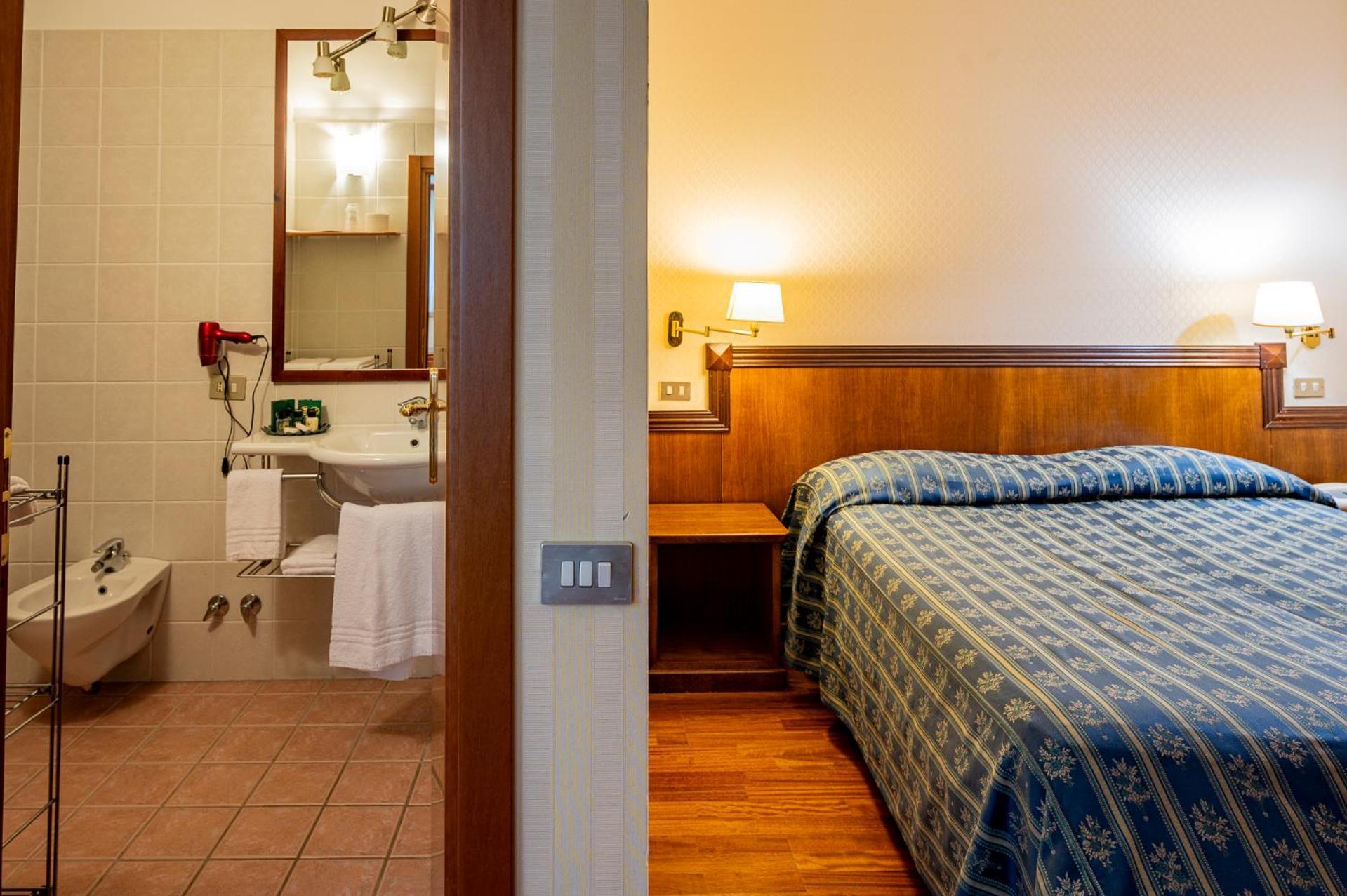 Hotel Corona & Spa Pescasseroli Esterno foto